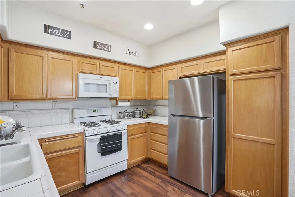 Additional image 48 of 310 E McCoy Lane Unit 4C, Santa Maria, CA 93455
