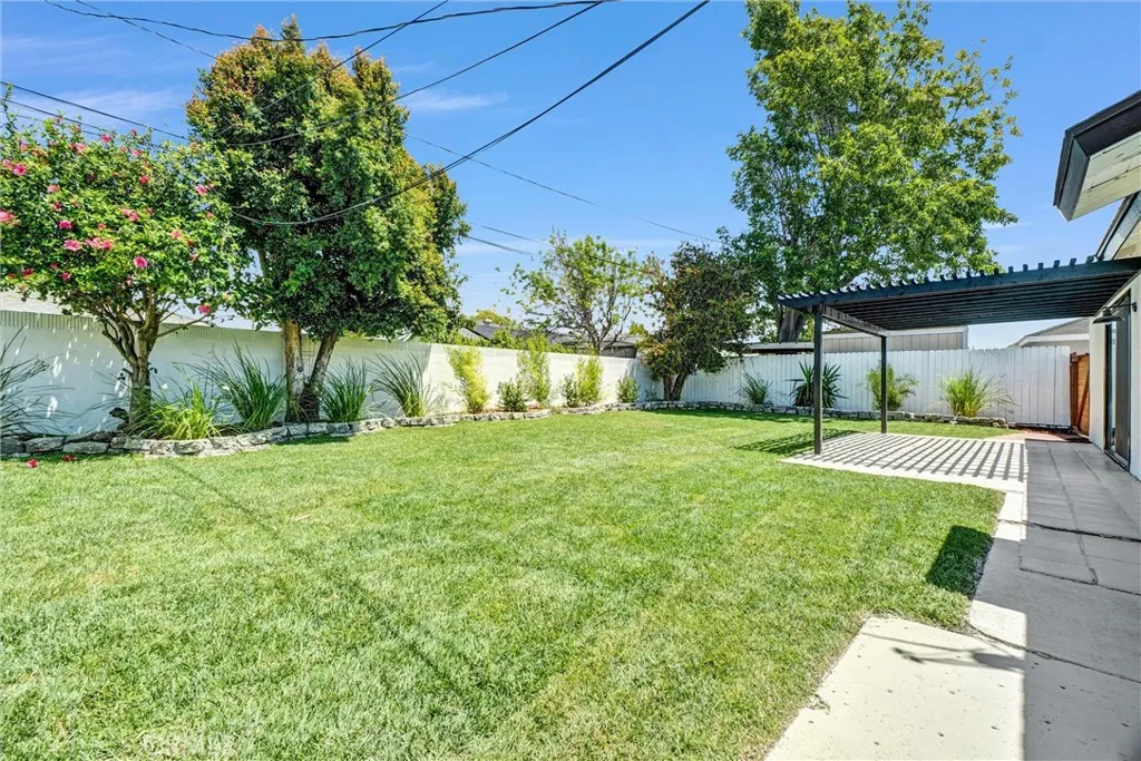 Additional image 88 of 14492 Spa Drive, Huntington Beach, CA 92647