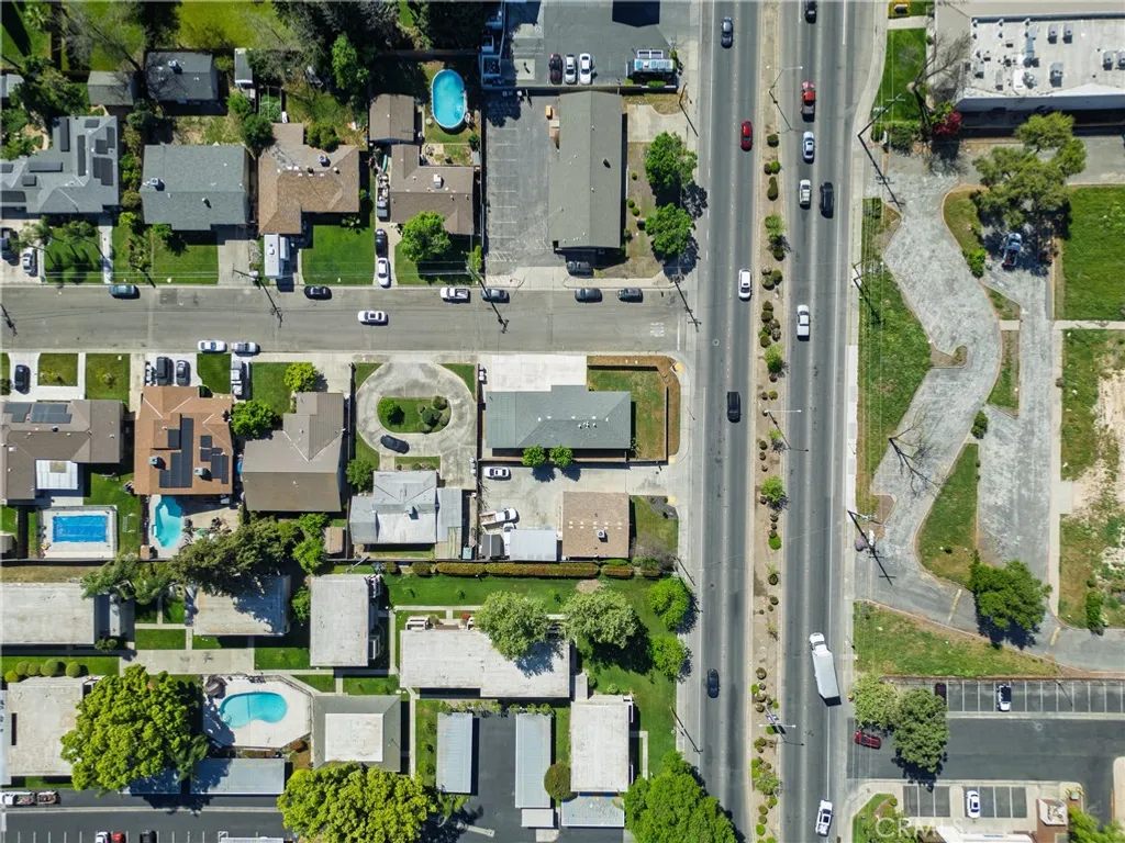 27 Emerald Drive, Merced, CA 95340