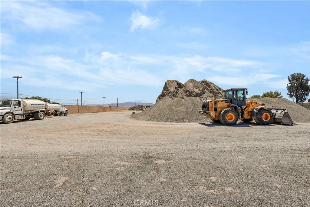 1980 Goetz Road, Perris, CA 92570