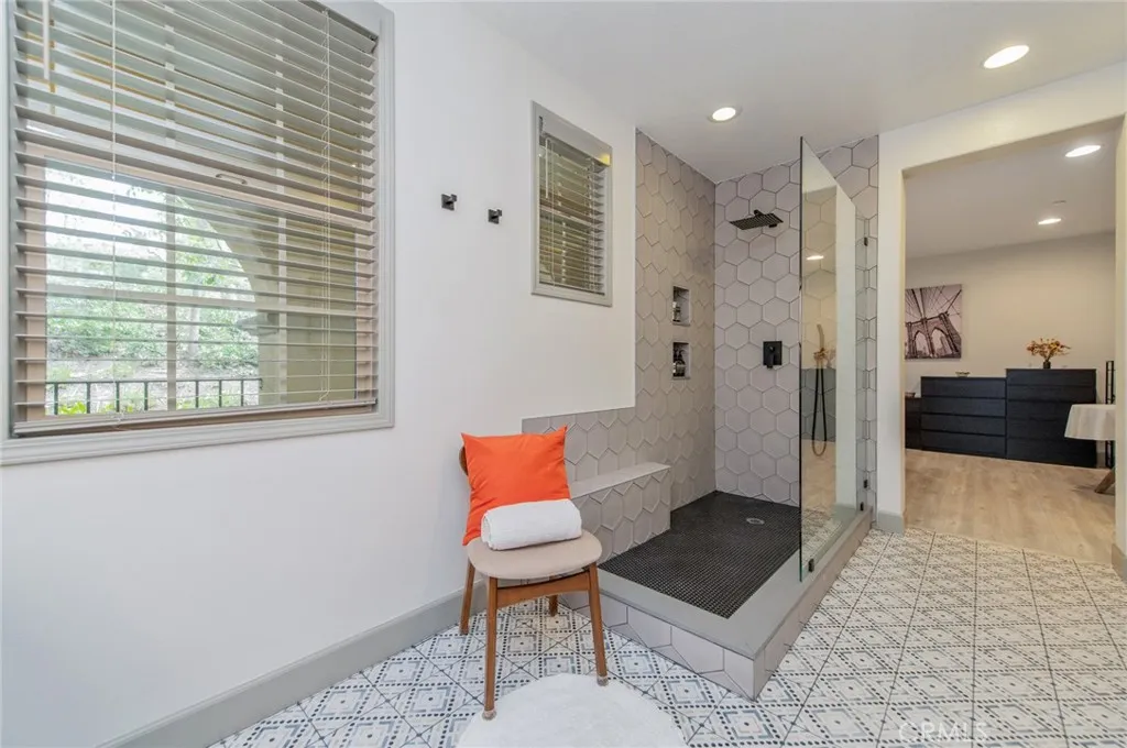 Additional image 23 of 151 Silverado, Irvine, CA 92618