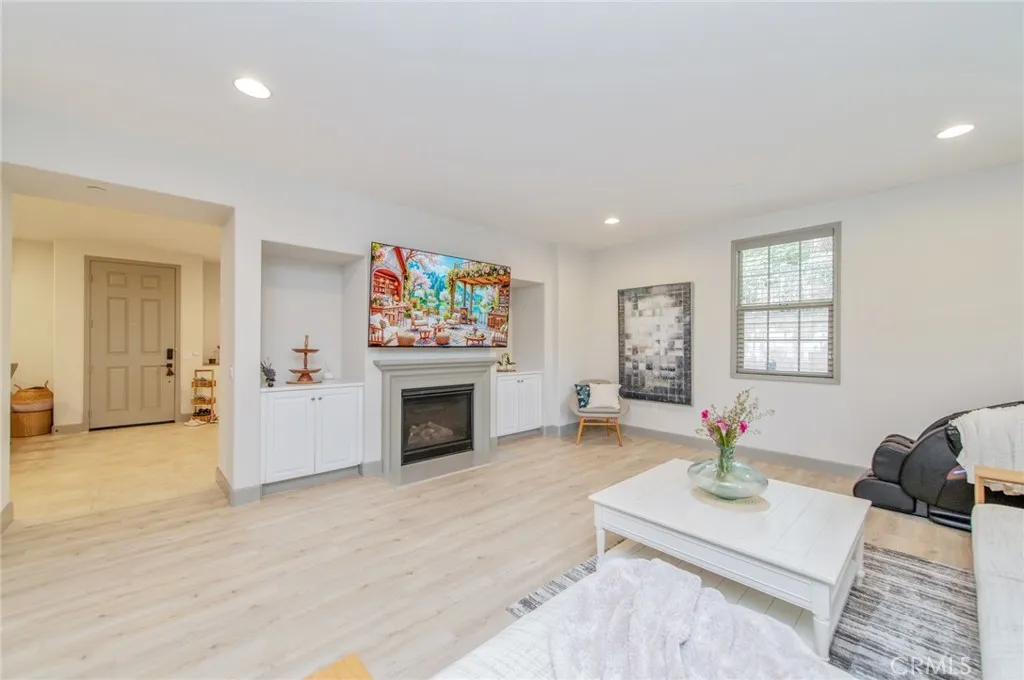 Additional image 43 of 151 Silverado, Irvine, CA 92618