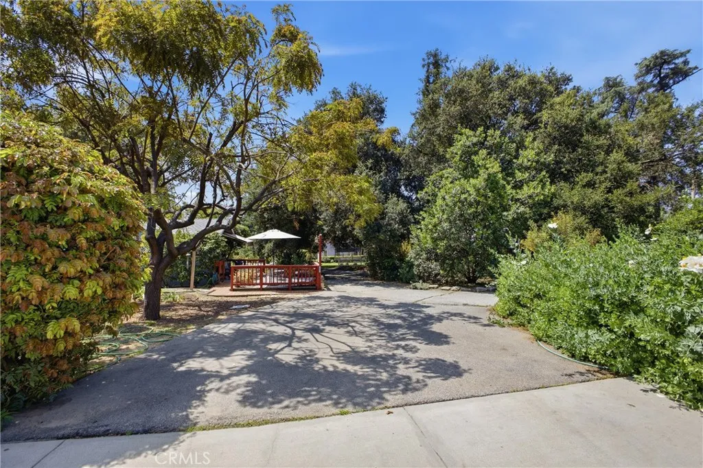 Additional image 41 of 547 E Woodbury Road, Altadena, CA 91001