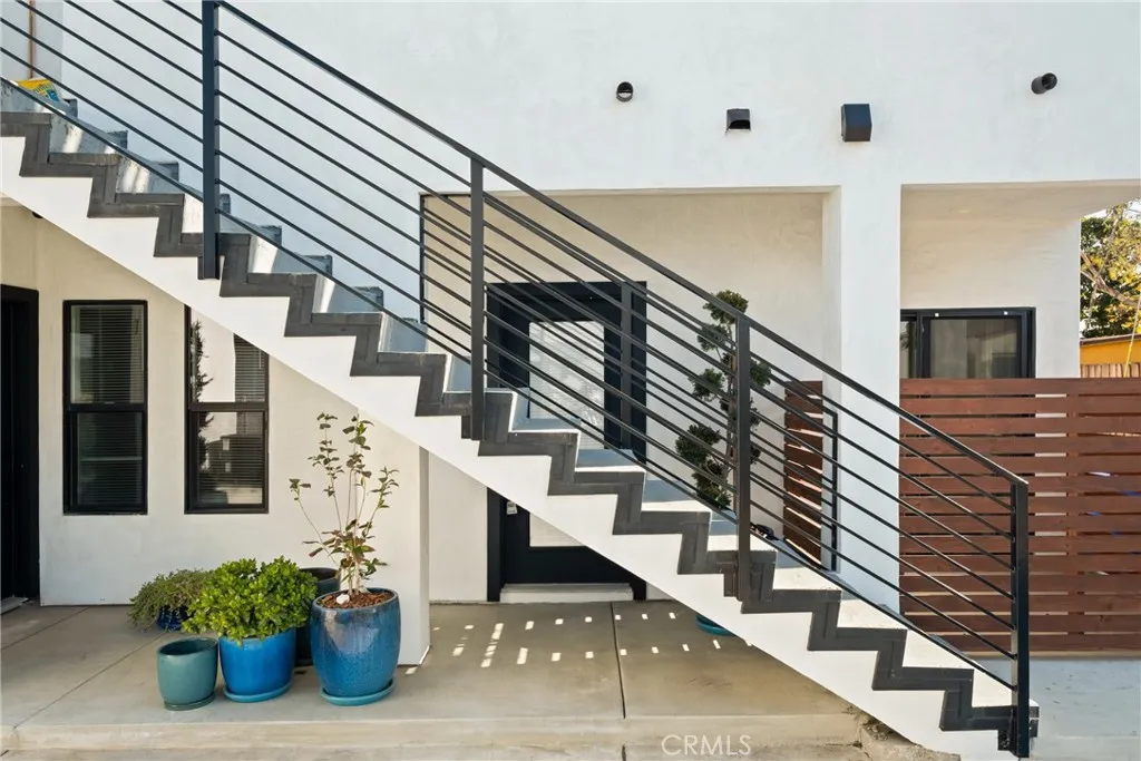 Additional image 72 of 2920 Bancroft Street, San Diego, CA 92104