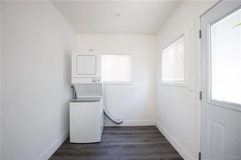 8825 Arrington, Downey, CA 90240 photo 4