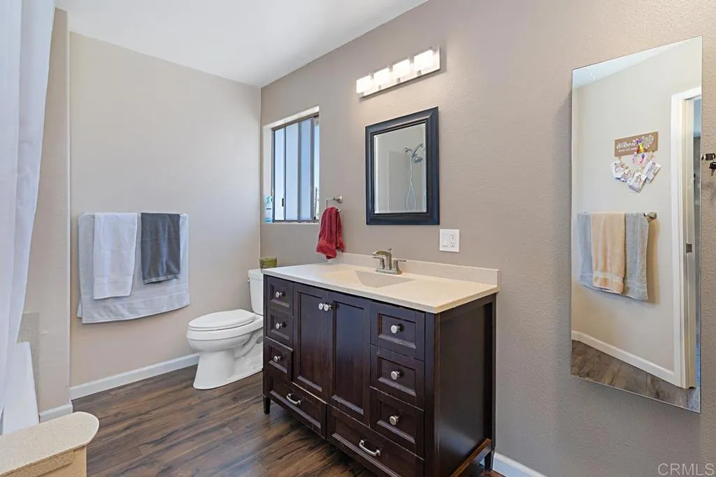 Additional image 19 of 5676 Chateau Dr, San Diego, CA 92117