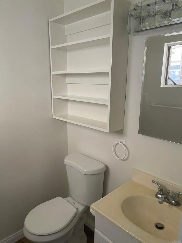 Additional image 85 of 5676 Chateau Dr, San Diego, CA 92117