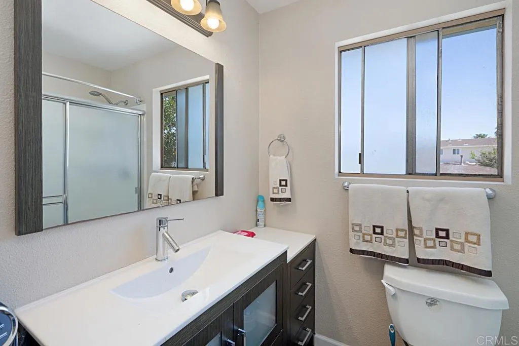 Additional image 68 of 5676 Chateau Dr, San Diego, CA 92117