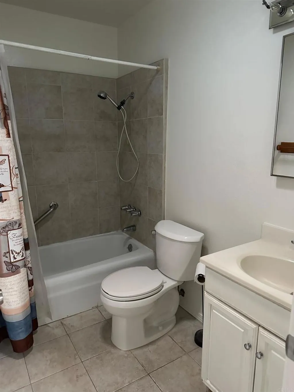 Additional image 41 of 5676 Chateau Dr, San Diego, CA 92117