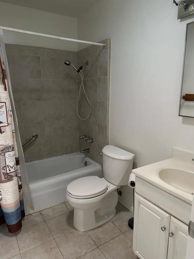 Additional image 83 of 5676 Chateau Dr, San Diego, CA 92117