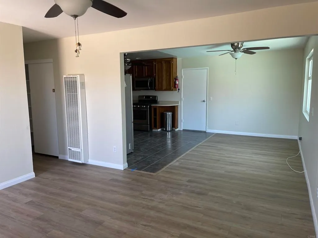Additional image 37 of 5676 Chateau Dr, San Diego, CA 92117