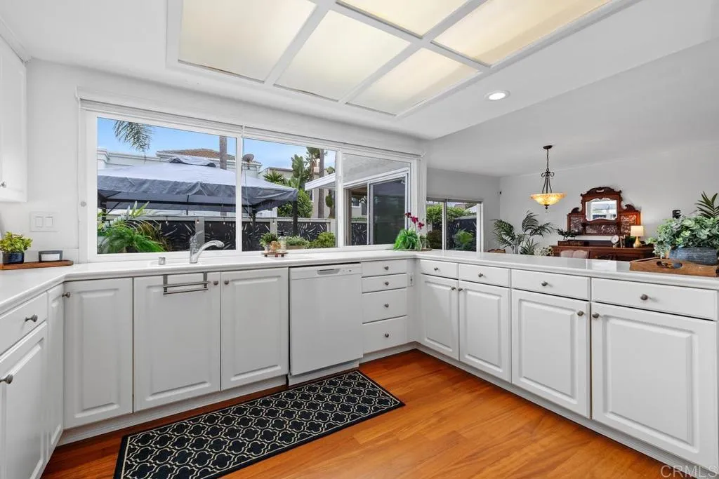 Additional image 13 of 69 Half Moon Bend, Coronado, CA 92118