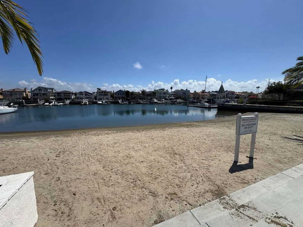 Additional image 76 of 69 Half Moon Bend, Coronado, CA 92118