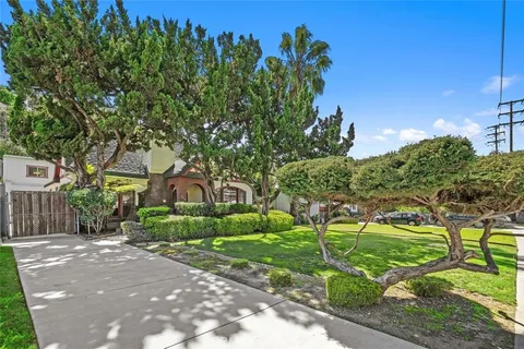 1632 Oak Grove Drive, Los Angeles, CA 90041 - MLS#: AR25061056