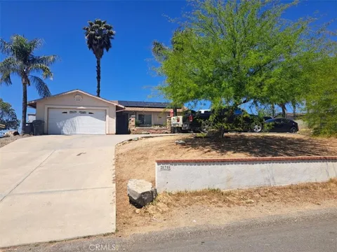 28755 Avenida Estrella, Menifee, CA MLS: DW25086622