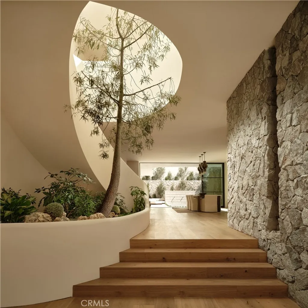 Additional image 4 of 3712 Goodland Avenue, Studio City, CA 91604