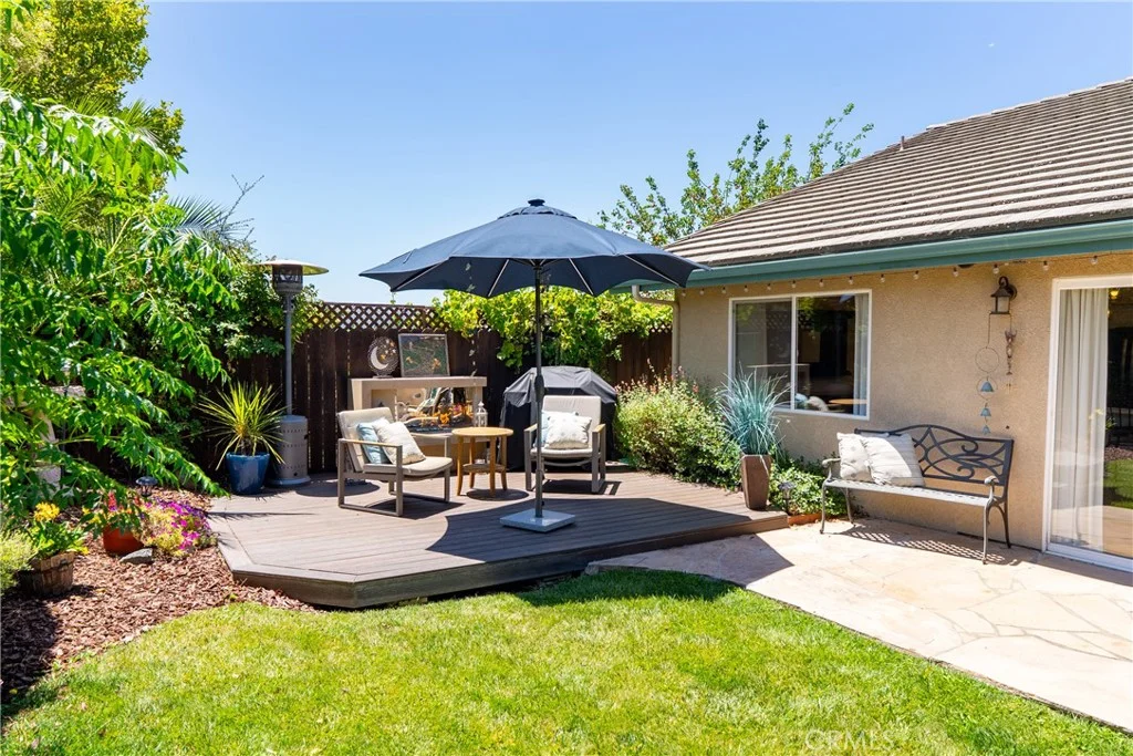25 Rainbow Court, Templeton, CA 93465