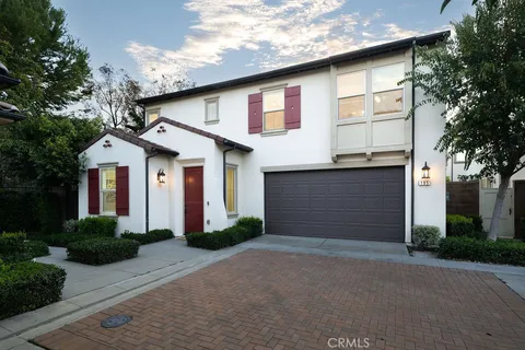 195 Bright Poppy, Irvine, CA MLS: PW25062326