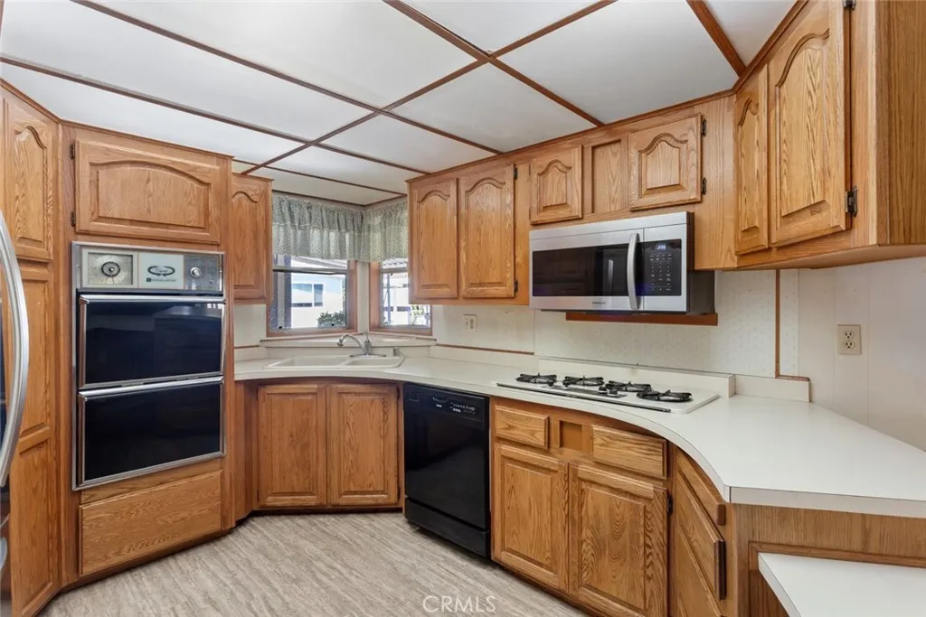 Additional image 57 of 21440 W Brier Way, Saugus, CA 91350