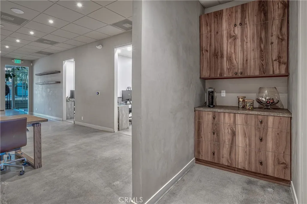 Additional image 15 of 2921 W Burbank Blvd, Burbank, CA 91505