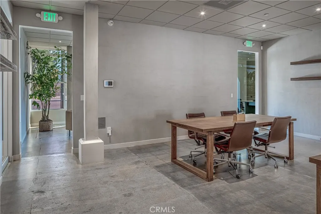 Additional image 30 of 2921 W Burbank Blvd, Burbank, CA 91505