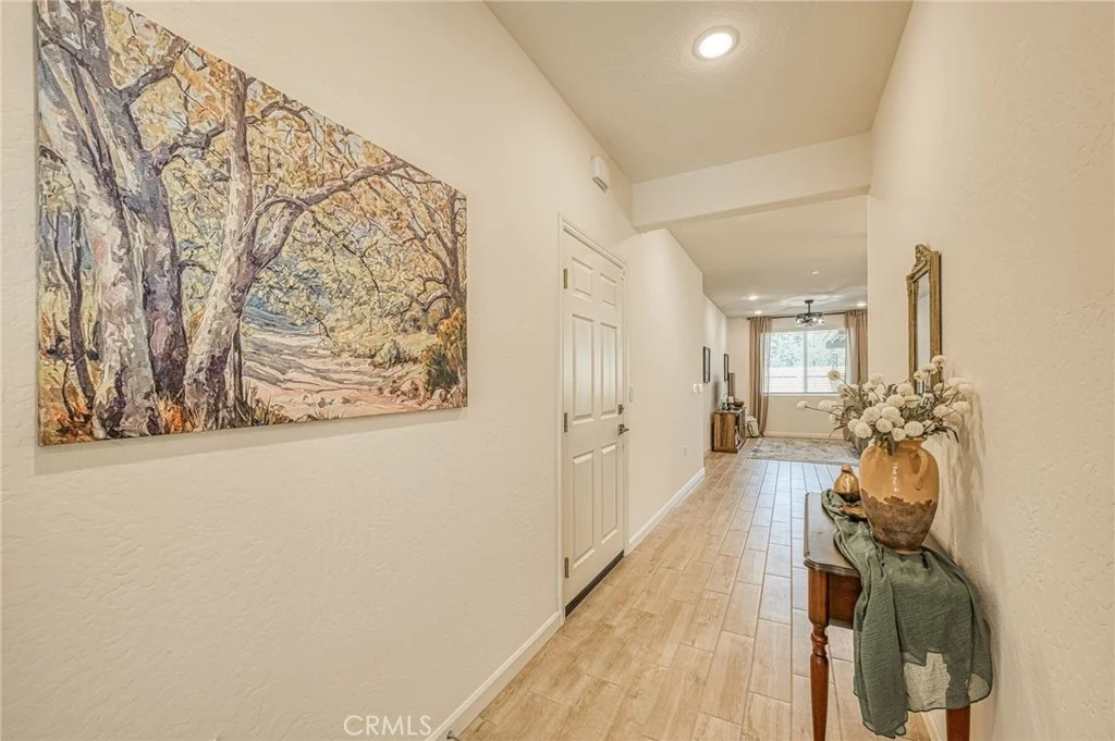 1523 Bloom Ln, Clovis, CA 93619 photo 4
