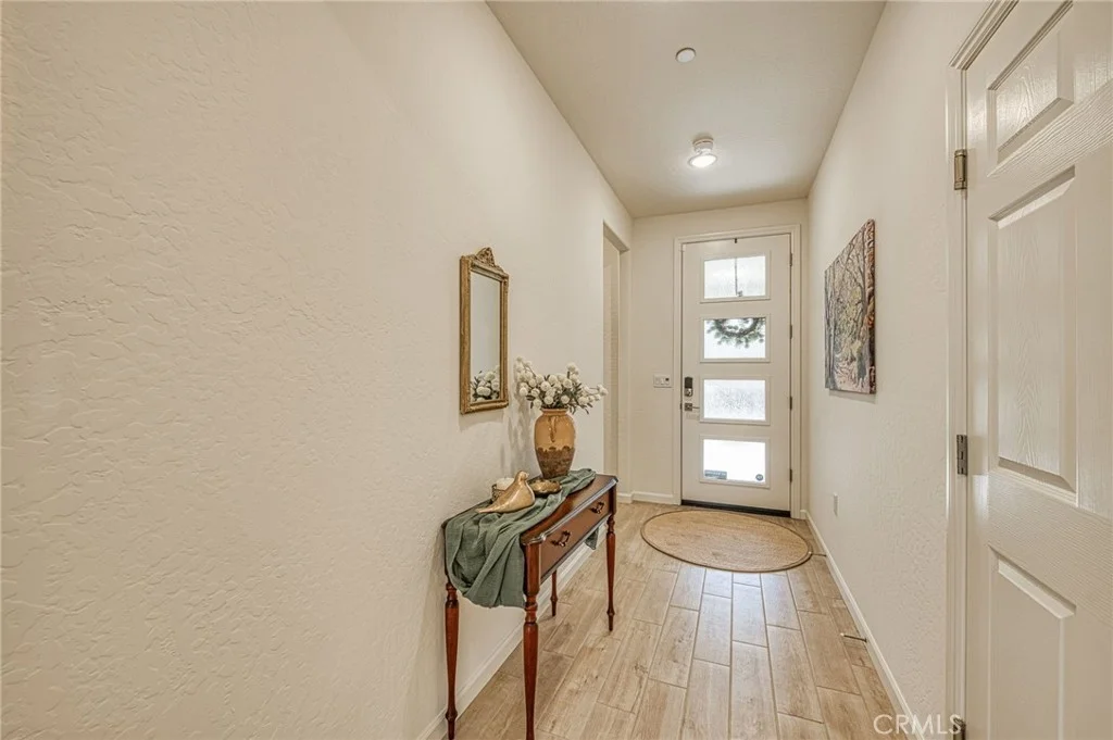 1523 Bloom Ln, Clovis, CA 93619 photo 5