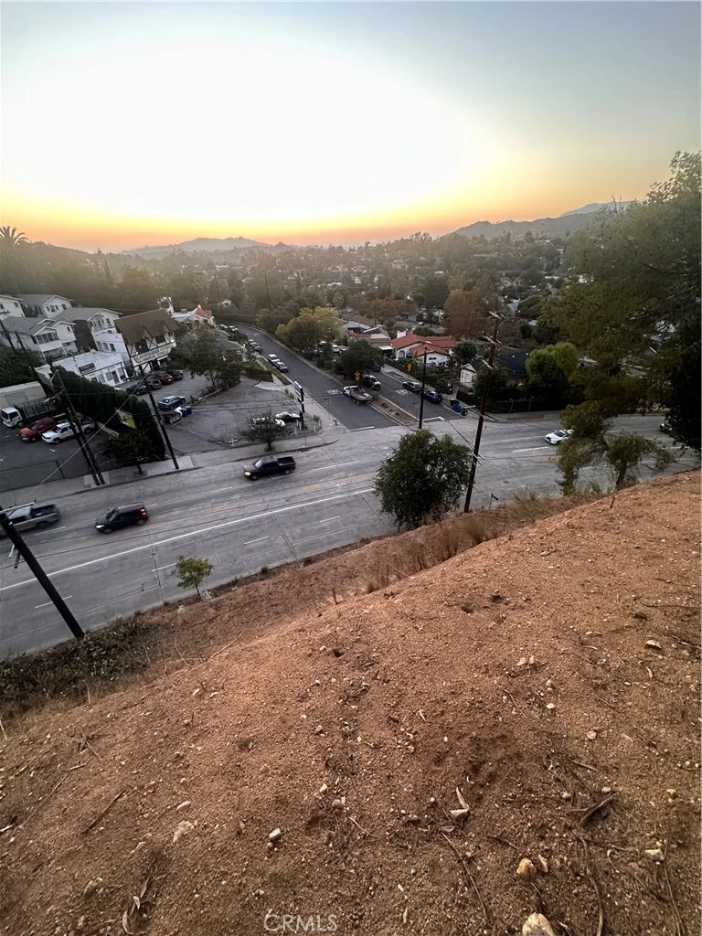 996 Rockdale Avenue, Los Angeles, CA 90041