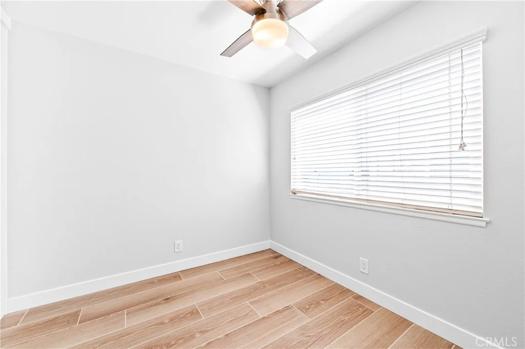 402 13th Street Unit B, Huntington Beach, CA 92648