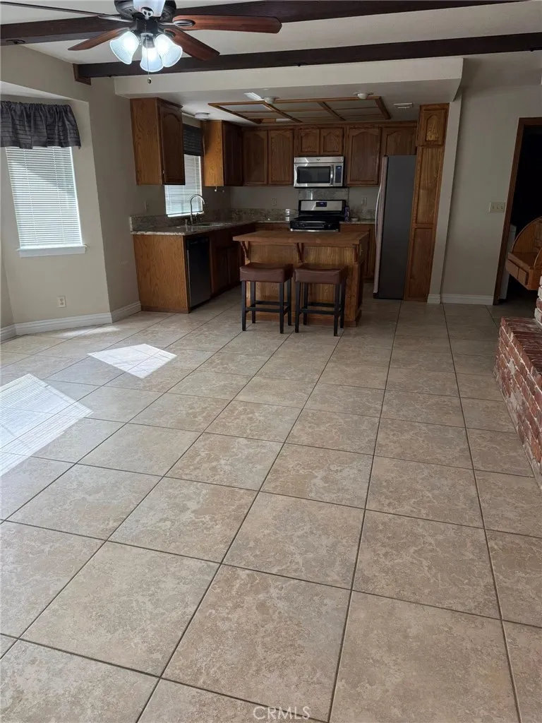 Additional image 38 of 19305 Oneida Rd, Apple Valley, CA 92307