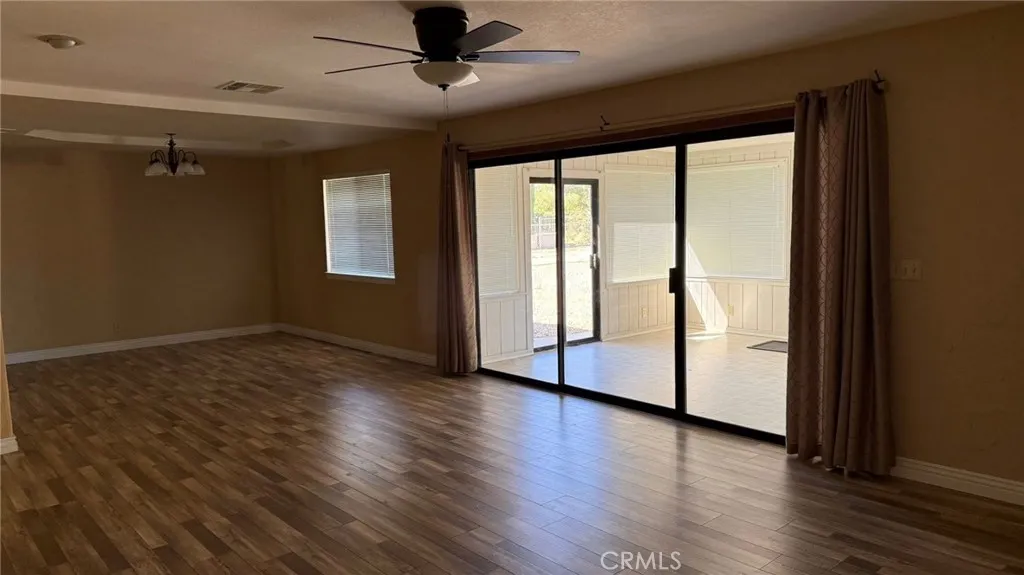 Additional image 42 of 19305 Oneida Rd, Apple Valley, CA 92307