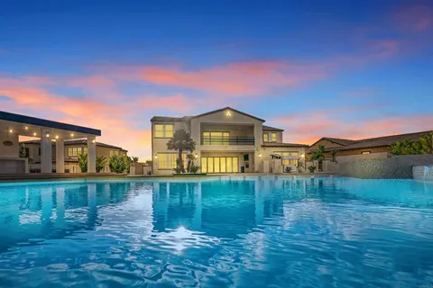 411 Via Maggiore, Chula Vista, CA MLS: PTP2502588