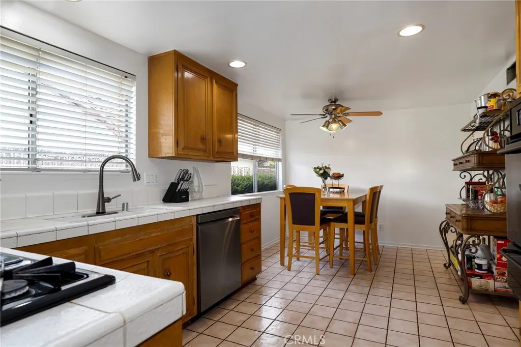 Additional image 36 of 233 Kanan Rd, Oak Park, CA 91377