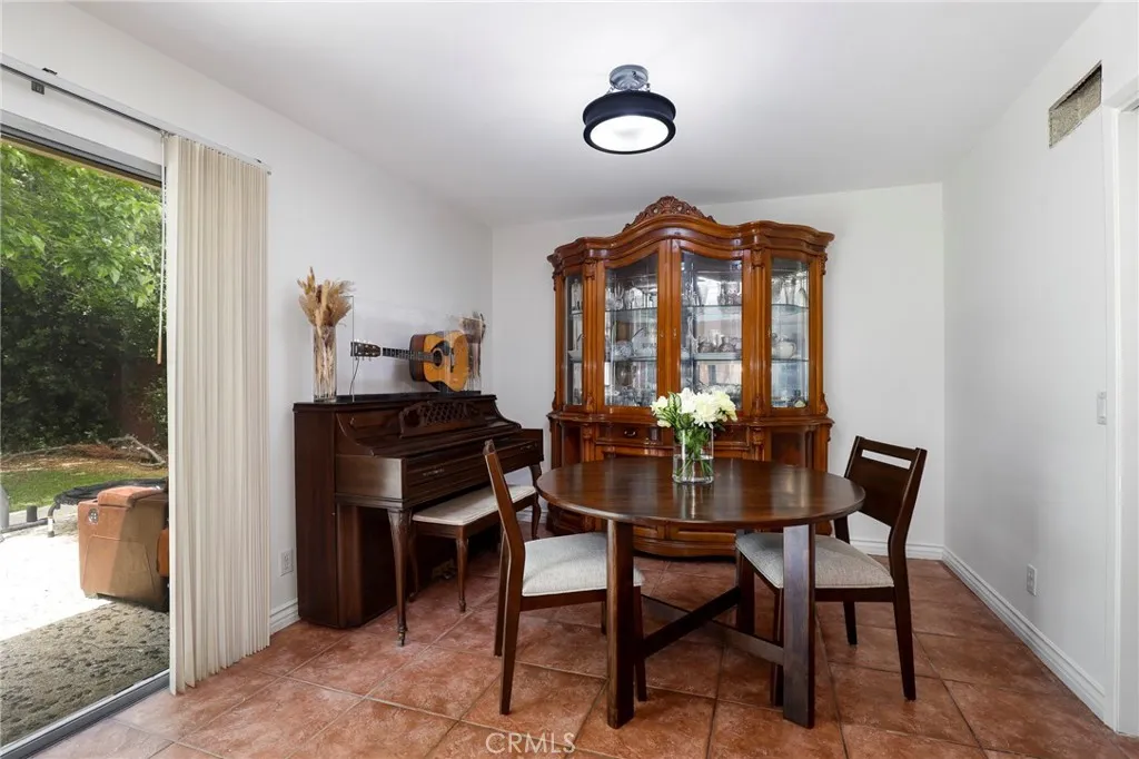 Additional image 33 of 233 Kanan Rd, Oak Park, CA 91377