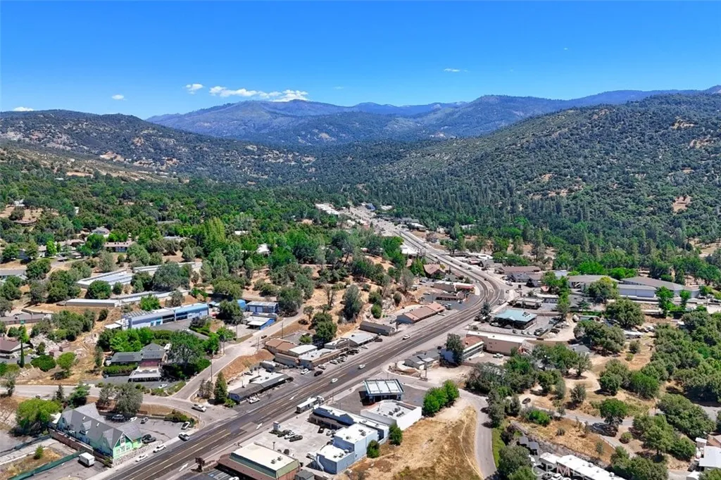 Additional image 27 of 49271 Golden Oak Loop, Oakhurst, CA 93644