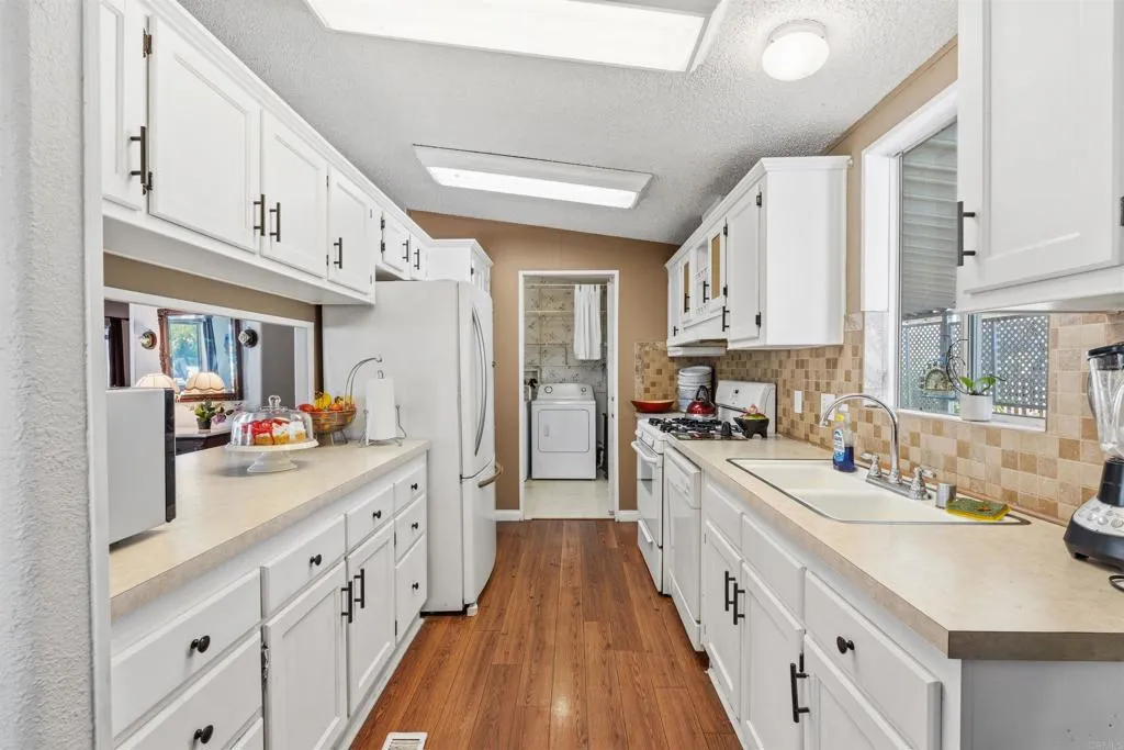 Additional image 32 of 260 E Bradley Ave Unit 34, El Cajon, CA 92021