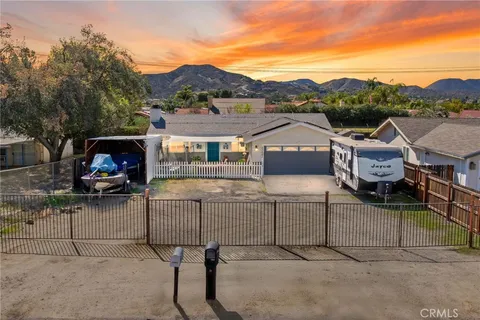 23883 Vista Way, Menifee, CA MLS: SW25044332
