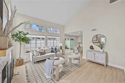 96 Wild Horse Loop Unit 12, Rancho Santa Margarita, CA 92688 - MLS#: OC25056509