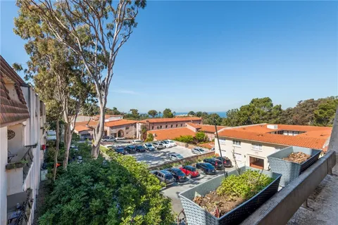 2545 Via Campesina Unit 303, Palos Verdes Estates, CA MLS: SB25064101