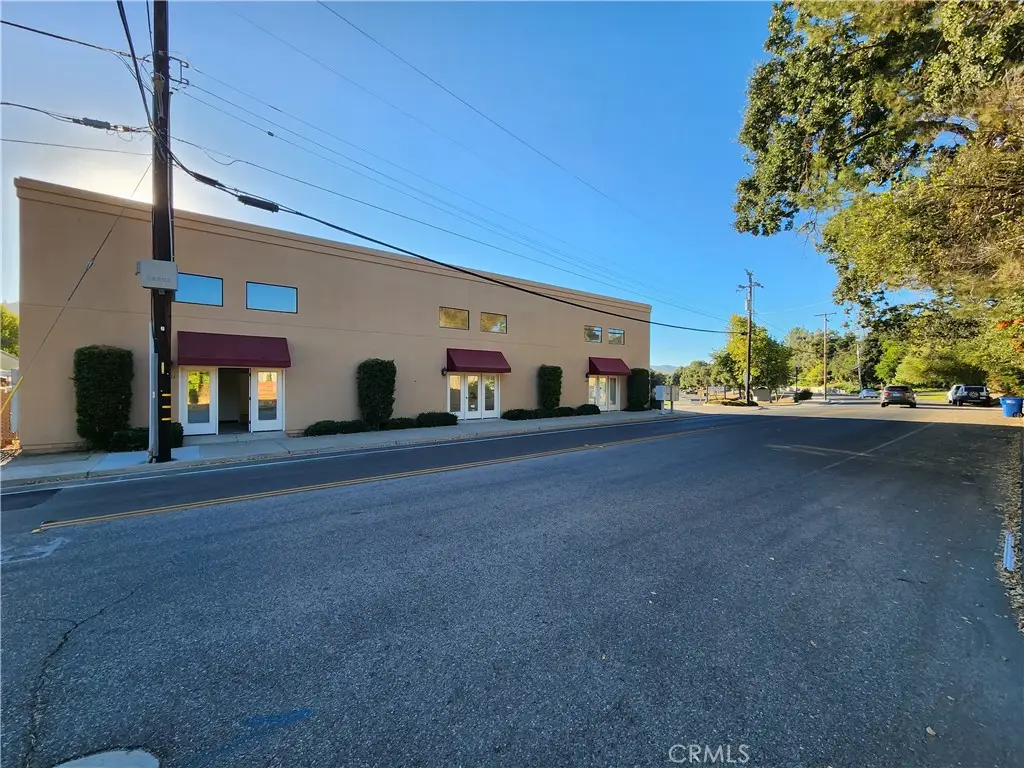 5501 Traffic Way, Atascadero, CA 93422