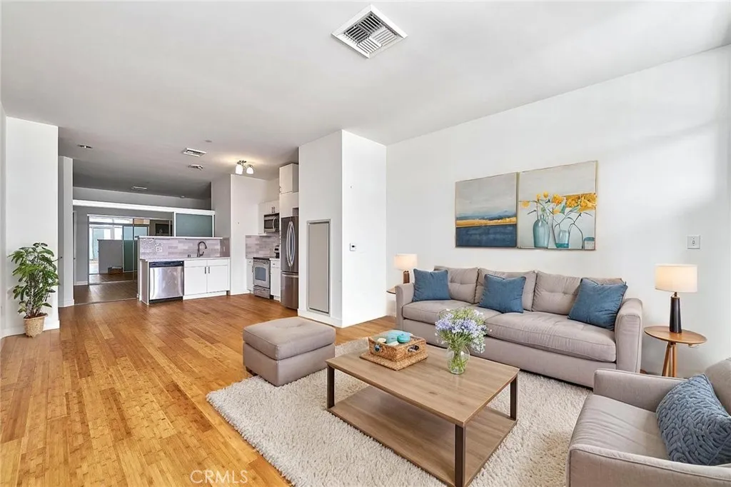 Additional image 28 of 3810 Wilshire Blvd Unit 1904, Los Angeles, CA 90010