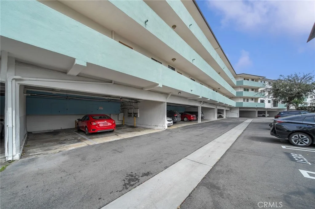 5000 S Centinela Avenue Unit 304, Los Angeles, CA 90066