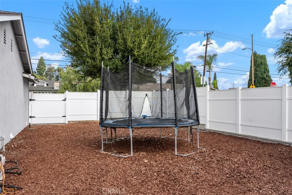 5461 Mountain View Ave, Yorba Linda, CA 92886