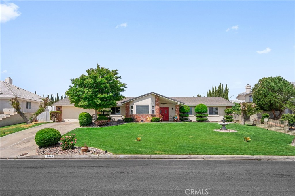 12848 Autumn Leaves Drive, Victorville, CA 92395 - MLS#: IG23078582