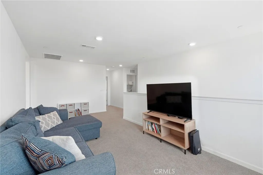 Additional image 35 of 3317 N Clay St, Visalia, CA 93291