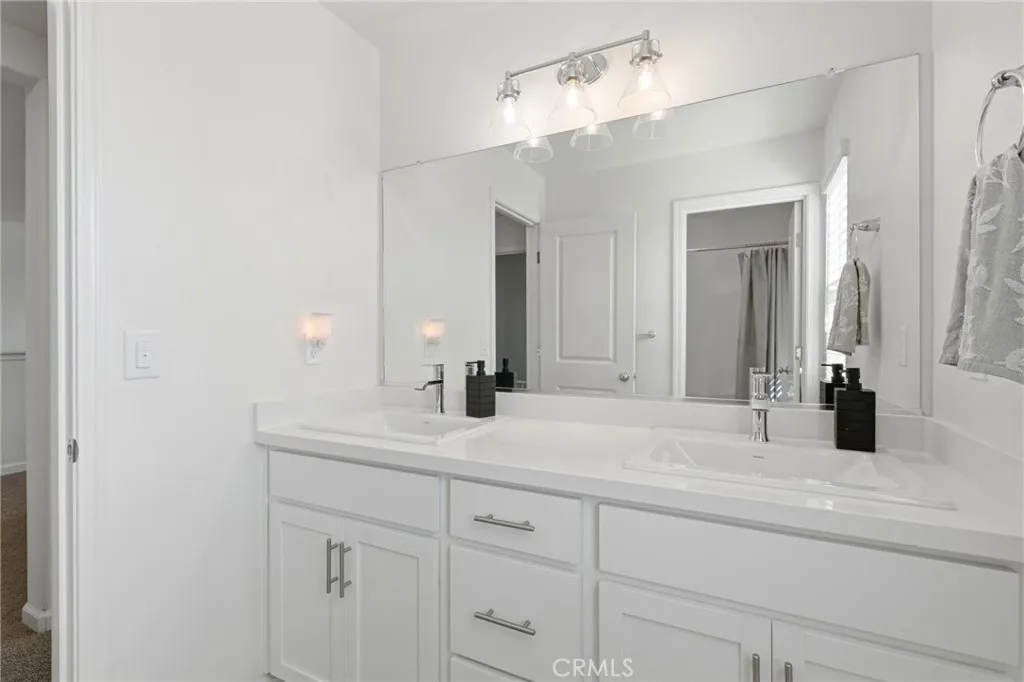 Additional image 39 of 3317 N Clay St, Visalia, CA 93291