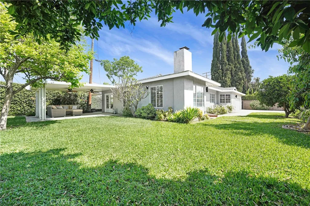 9817 La Rosa, Temple City, CA 91780