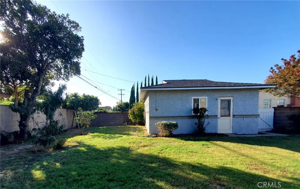 7502 Fostoria Street, Downey, CA 90241