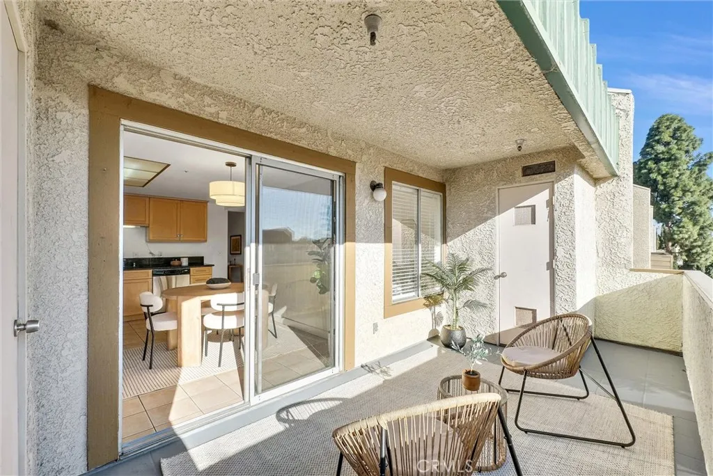 Additional image 49 of 12121 Centralia Street Unit 302, Lakewood, CA 90715