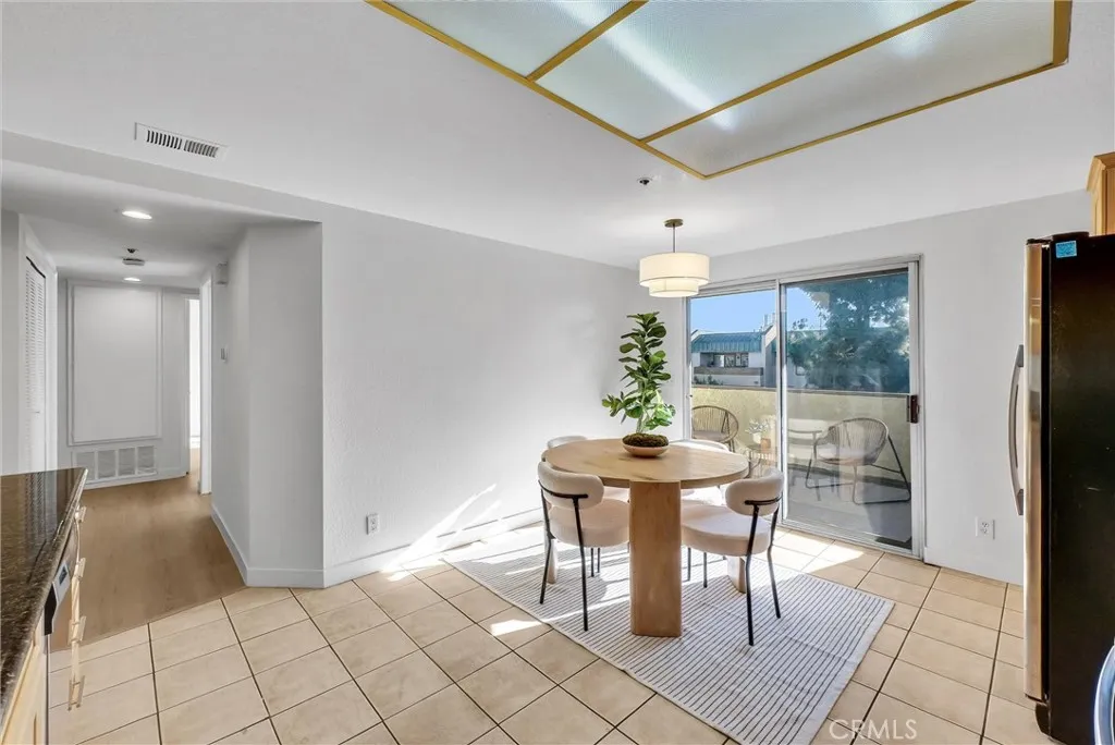 Additional image 45 of 12121 Centralia Street Unit 302, Lakewood, CA 90715